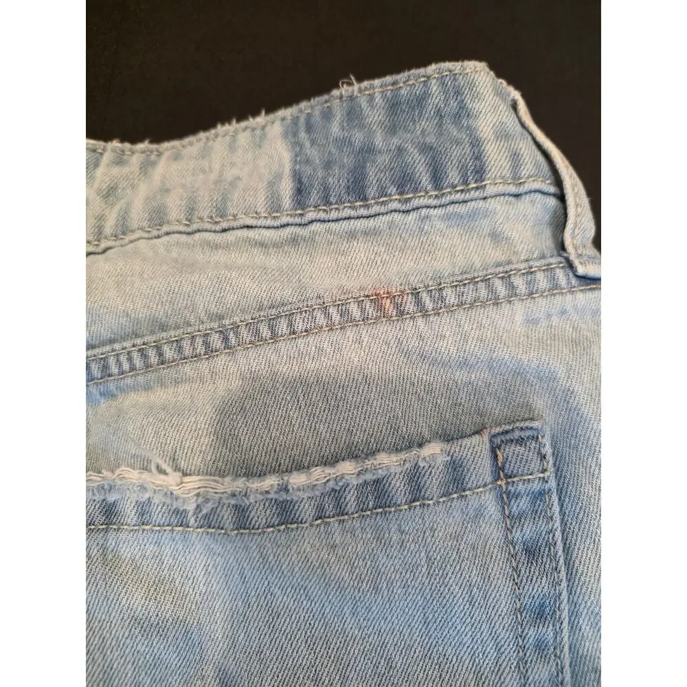Hollister size 4 Girls Jeans.